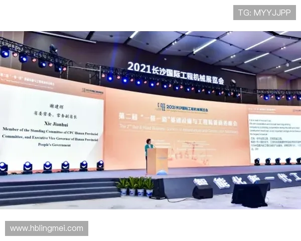 深圳羽毛球队团队协作的成功之道与训练心得分享